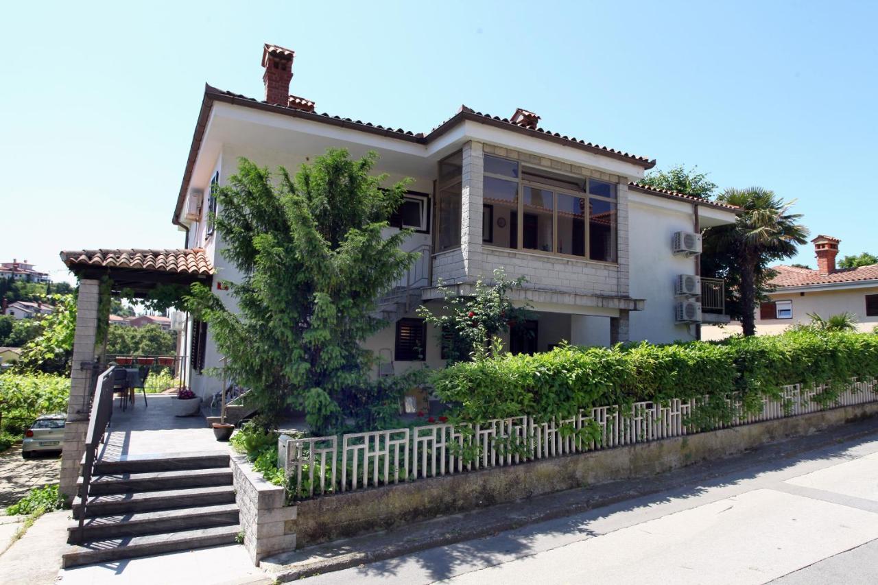 Tatjana'S Guesthouse Portorož Exteriör bild